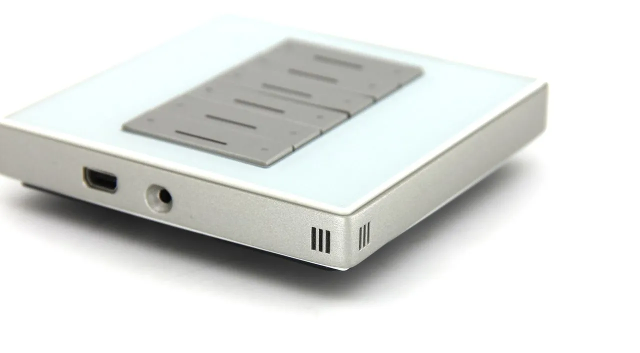 6BS Smart Touch Switch – 6 Button Smart Soft Switch Digital Wall Panel (G4)